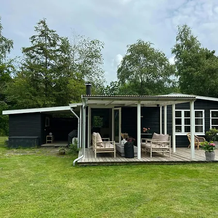 펜션 Near Perfect For Families Højby